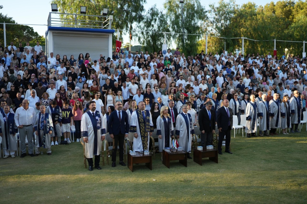 ADAU tələbələri Ege Universitetindən birinciliklə məzun olublar - FOTOLAR
